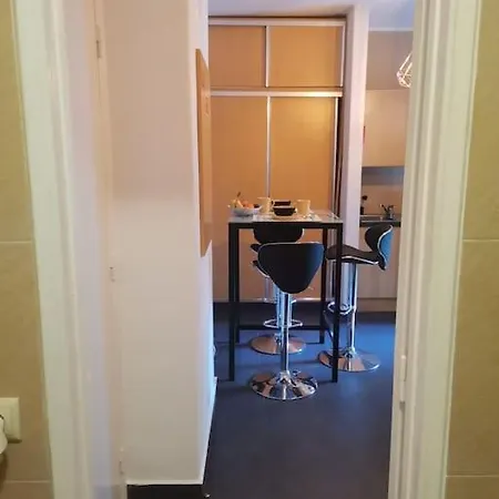 Enjoy Lisboa! - Near Metro Apartment