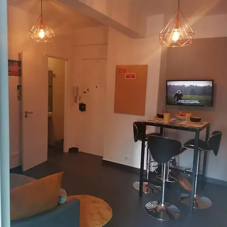 Enjoy Lisboa! - Near Metro Apartment Amadora